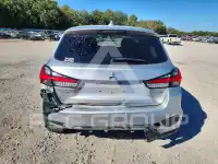 2020 Mitsubishi OUTLANDER photo