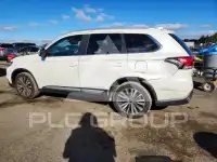 2020 Mitsubishi OUTLANDER photo