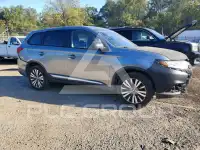 2020 Mitsubishi OUTLANDER photo