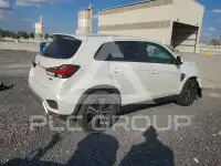 2020 Mitsubishi OUTLANDER photo