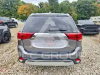 2020 Mitsubishi OUTLANDER photo