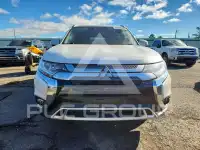 2020 Mitsubishi OUTLANDER photo