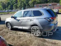 2020 Mitsubishi OUTLANDER photo
