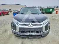 2020 Mitsubishi OUTLANDER photo