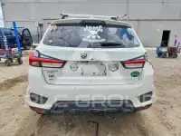 2020 Mitsubishi OUTLANDER photo