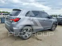 2020 Mitsubishi OUTLANDER photo