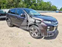 2020 Mitsubishi OUTLANDER photo