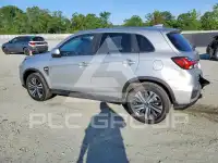 2020 Mitsubishi OUTLANDER photo