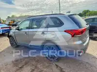 2020 Mitsubishi OUTLANDER photo