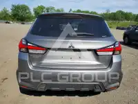 2020 Mitsubishi OUTLANDER photo