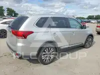2020 Mitsubishi OUTLANDER photo