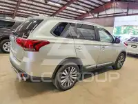 2020 Mitsubishi OUTLANDER photo