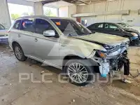 2020 Mitsubishi OUTLANDER фото