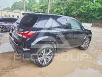 2020 Mitsubishi OUTLANDER photo