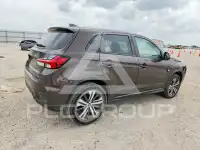 2020 Mitsubishi OUTLANDER photo