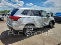 2020 Mitsubishi OUTLANDER photo