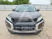 2020 Mitsubishi OUTLANDER photo