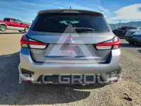 2020 Mitsubishi OUTLANDER photo
