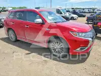 2020 Mitsubishi OUTLANDER photo