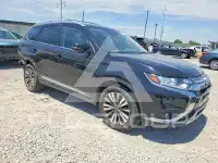 2020 Mitsubishi OUTLANDER photo