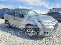 2020 Mitsubishi OUTLANDER photo