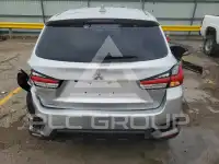 2020 Mitsubishi OUTLANDER photo