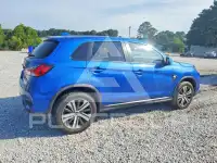 2020 Mitsubishi OUTLANDER photo