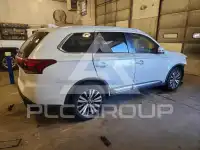2020 Mitsubishi OUTLANDER photo