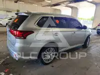 2020 Mitsubishi OUTLANDER фото