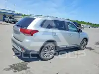 2020 Mitsubishi OUTLANDER photo