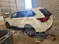 2020 Mitsubishi OUTLANDER photo