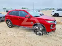 2020 Mitsubishi OUTLANDER photo