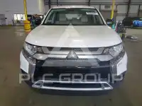 2020 Mitsubishi OUTLANDER photo