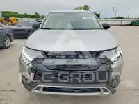 2020 Mitsubishi OUTLANDER photo