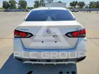 2020 Nissan VERSA фото