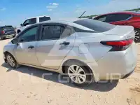 2020 Nissan VERSA фото