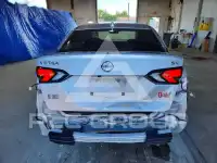 2020 Nissan VERSA фото