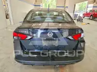 2020 Nissan VERSA фото