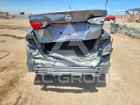 2020 Nissan VERSA фото