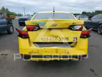 2020 Nissan VERSA фото