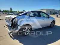 2020 Nissan VERSA фото