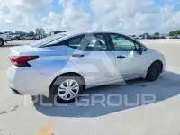 2020 Nissan VERSA фото
