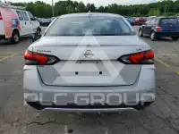 2020 Nissan VERSA фото