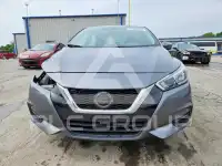 2020 Nissan VERSA photo