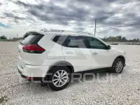 2020 Nissan ROGUE photo