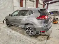 2020 Nissan ROGUE photo