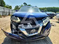 2020 Nissan ROGUE photo
