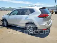 2020 Nissan ROGUE photo