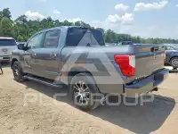 2020 Nissan TITAN фото
