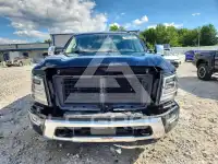 2020 Nissan TITAN фото